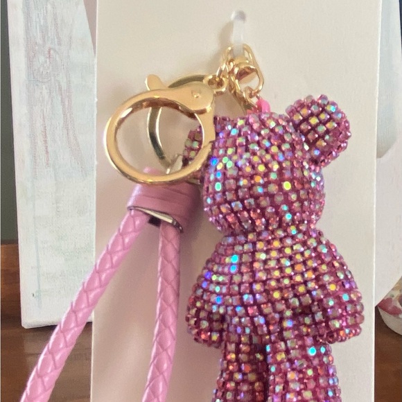 Natasha NWT Pink Rhinestone and Gold Bear Key Holder Bag Charm 4” Long - Picture 2 of 3